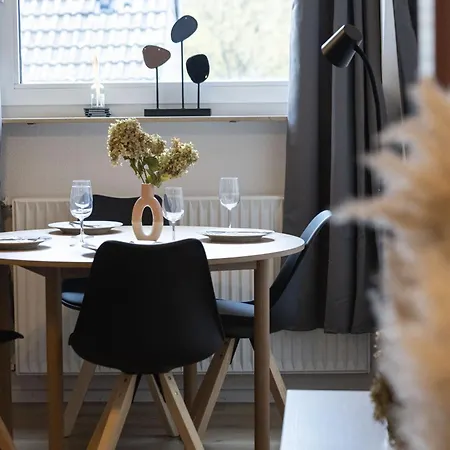 Milpau Buer1 - Modernes Design-apartment Fuer 4 Personen - Netflix, Nespresso Und Smart-tv Gelsenkirchen