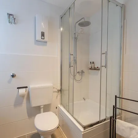 Milpau Buer1 - Modernes Design-apartment Fuer 4 Personen - Netflix, Nespresso Und Smart-tv * Gelsenkirchen